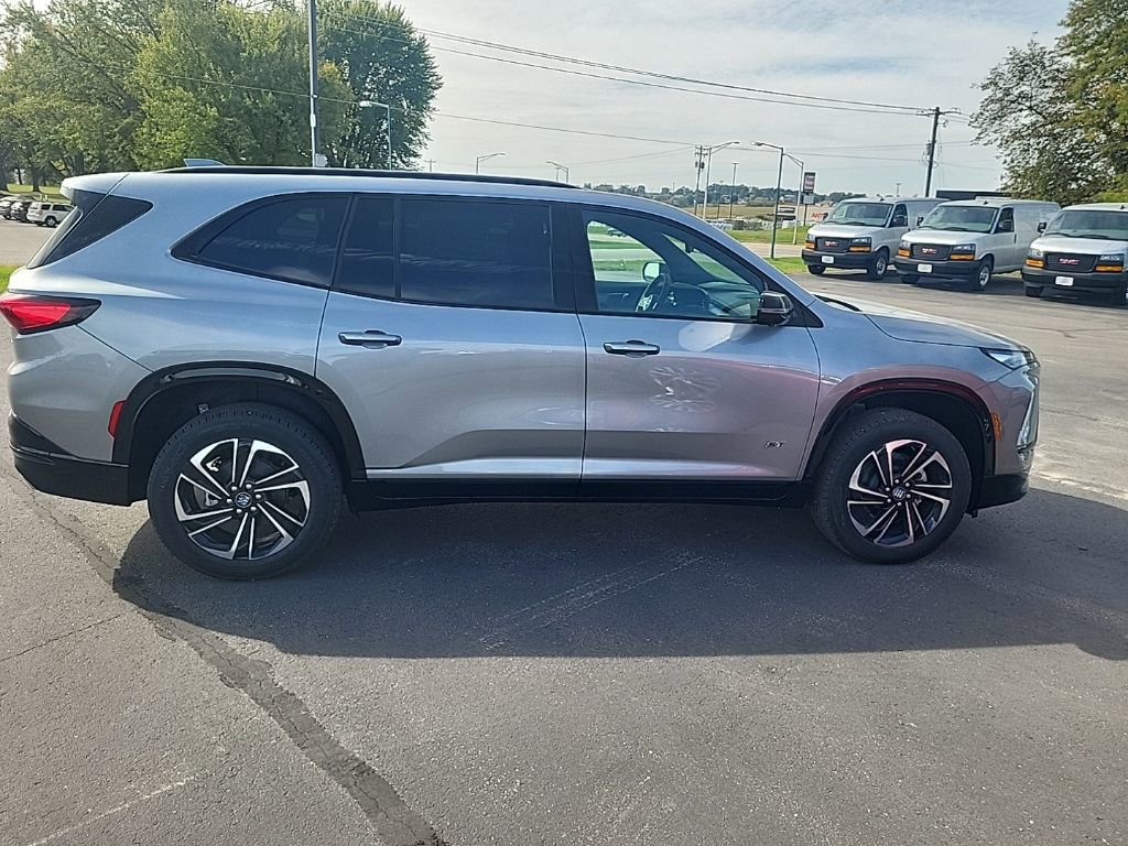 2026 Buick Enclave Sport Touring - Photo 6