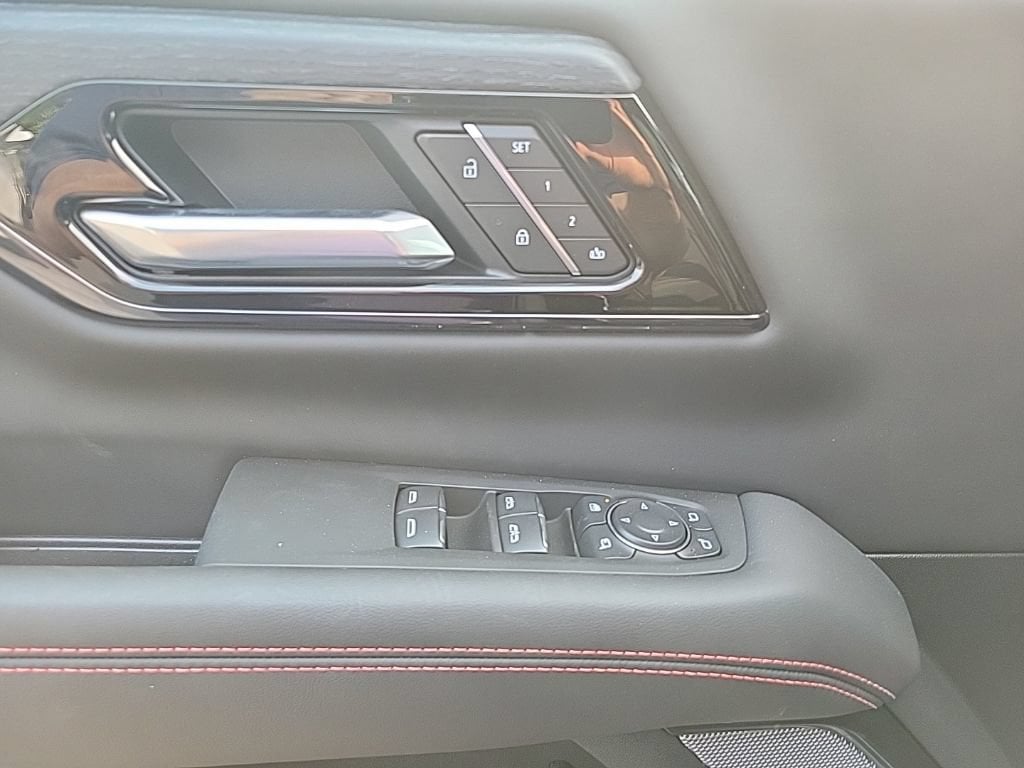 2026 GMC Yukon XL AT4 Ultimate - Photo 14