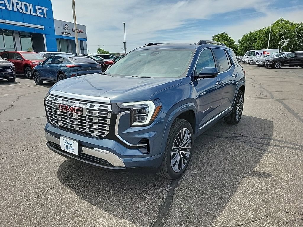 2026 GMC Terrain Denali AWD's photo