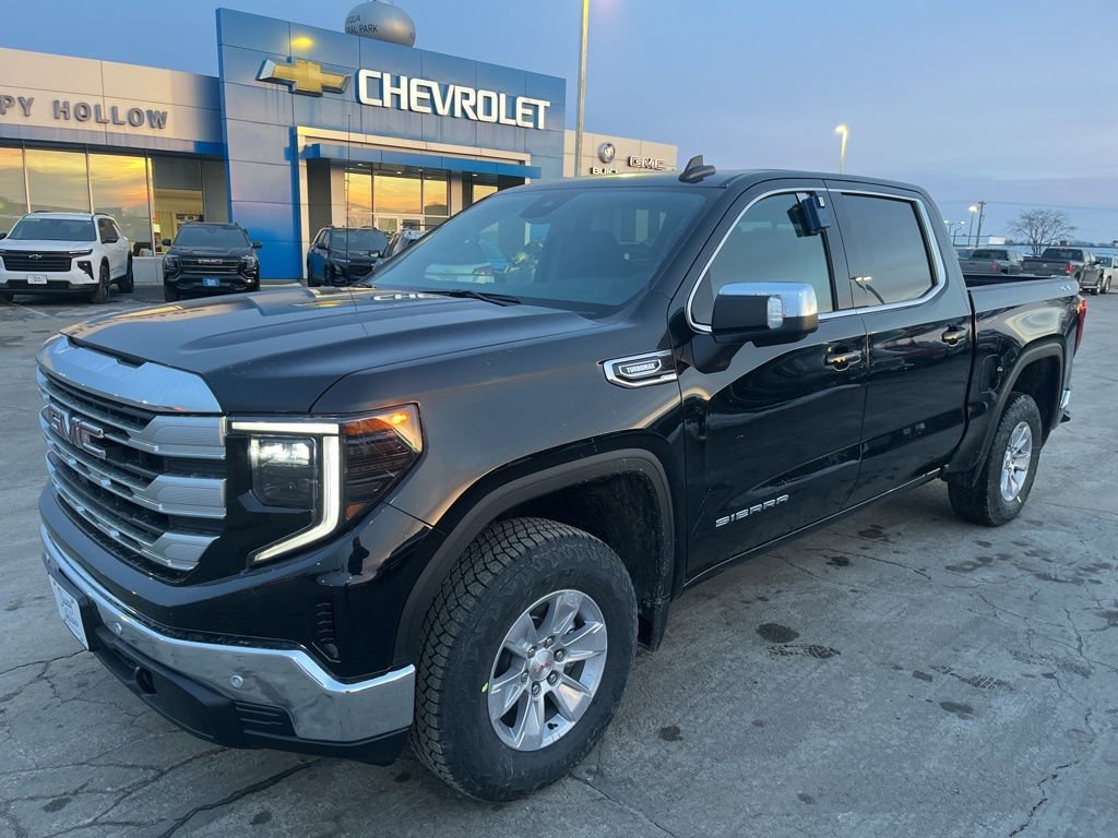 2026 GMC Sierra 4WD Crew Cab Short Box SLE's photo