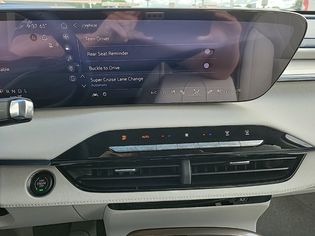 2026 Buick Enclave Avenir - Photo 17