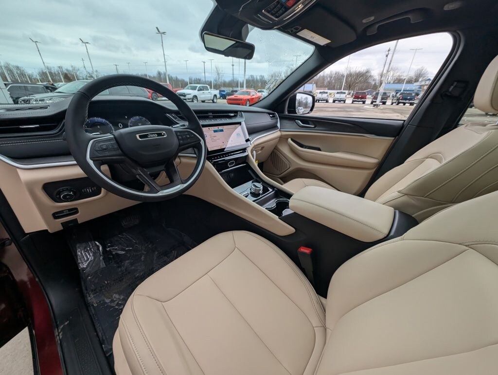 New 2026 Jeep Grand Cherokee LIMITED 4X4 Sport Utility