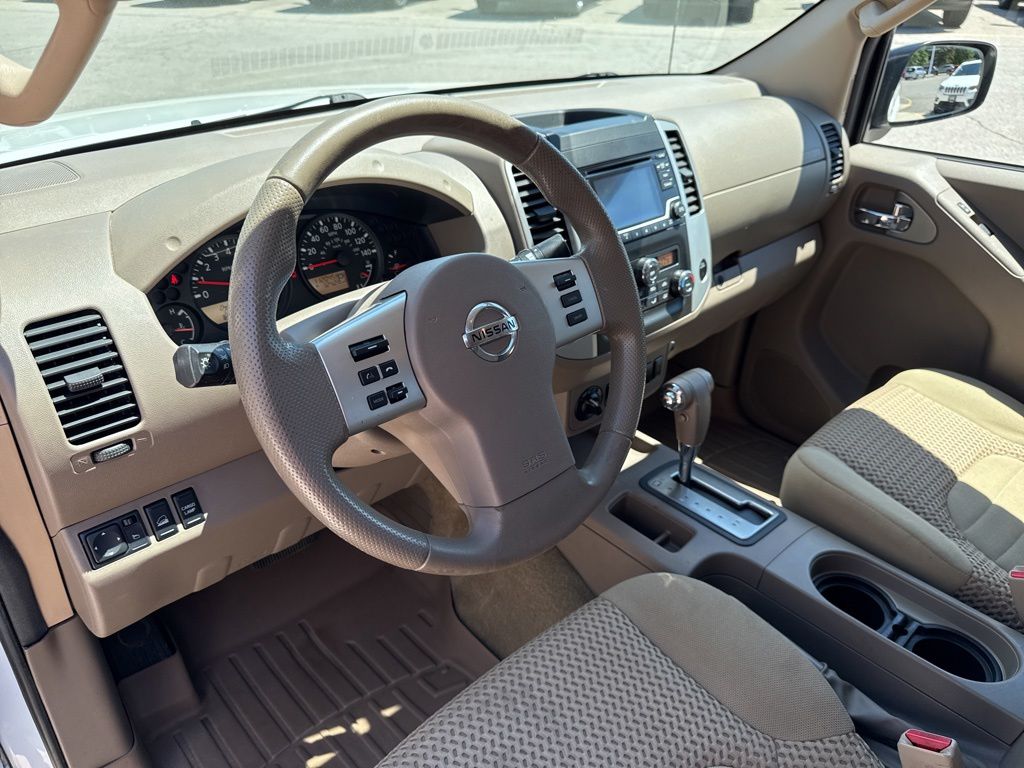 Used 2015 Nissan Frontier SV with VIN 1N6AD0CW3FN761431 for sale in Amherst, OH
