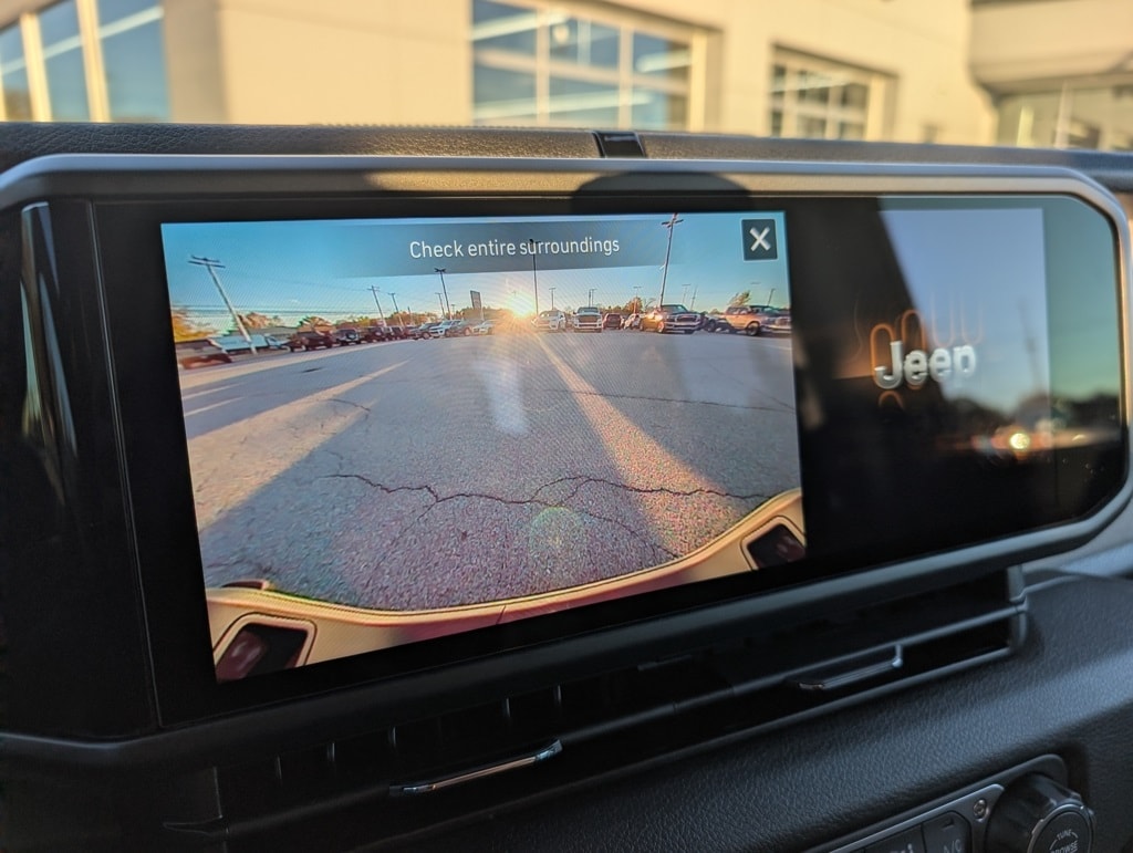 New 2026 Jeep Gladiator Sport S Pickup