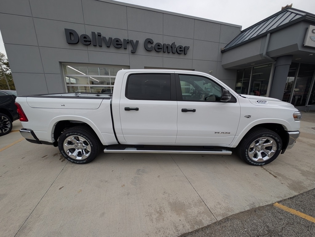 New 2026 Ram 1500 BIG HORN CREW CAB 4X4 5'7 BOX Pickup