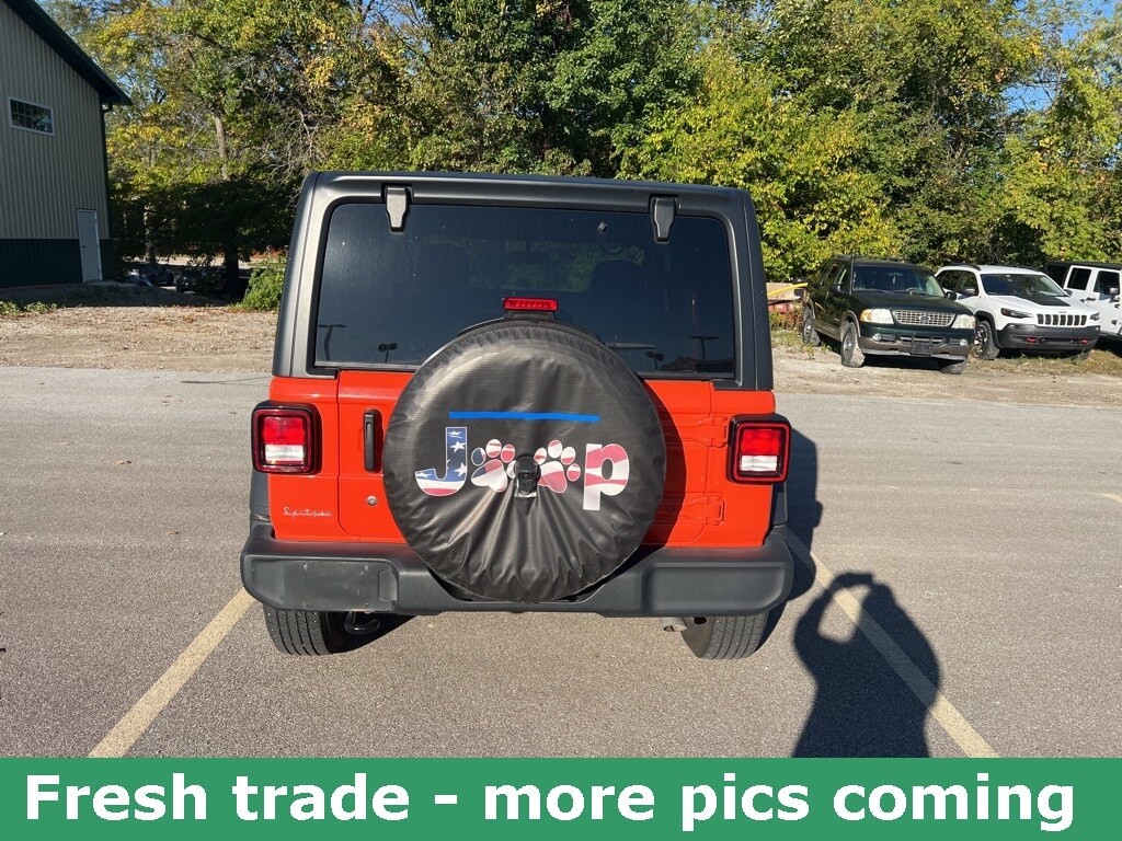 2019 Jeep Wrangler Sport S photo 3