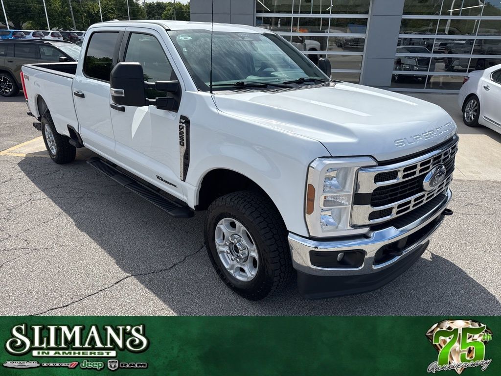2024 Ford F-250 XLT 4x4 Crew Cab 8' Box's photo