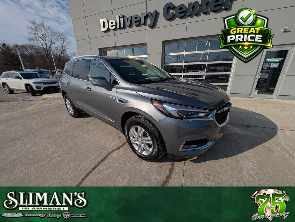 2021 Buick Enclave Essence AWD's photo