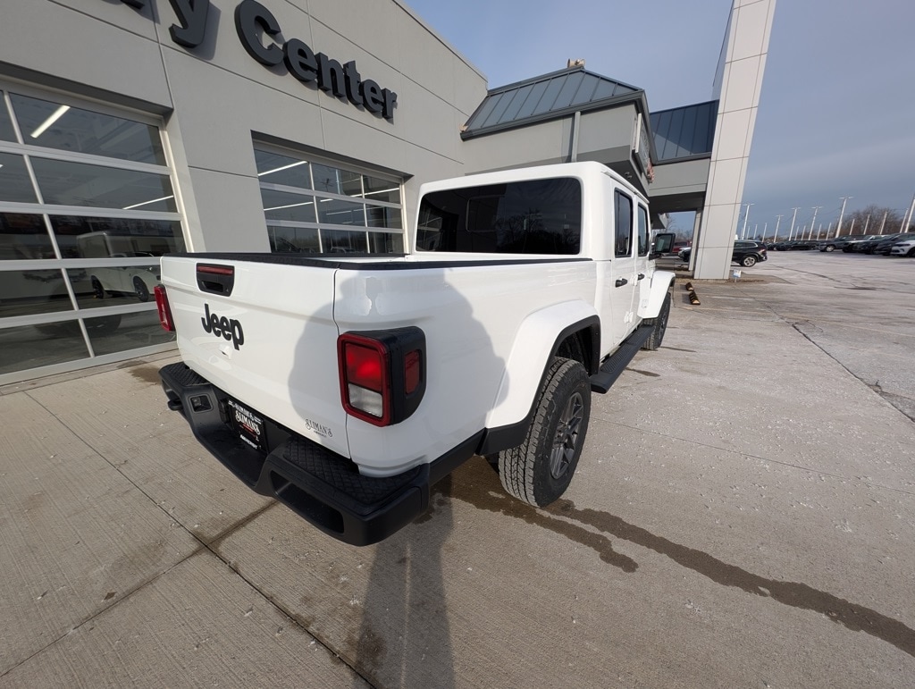 New 2026 Jeep Gladiator SPORT S 4X4 Pickup