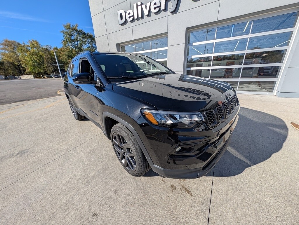 2026 Jeep Compass Limited Altitude's photo