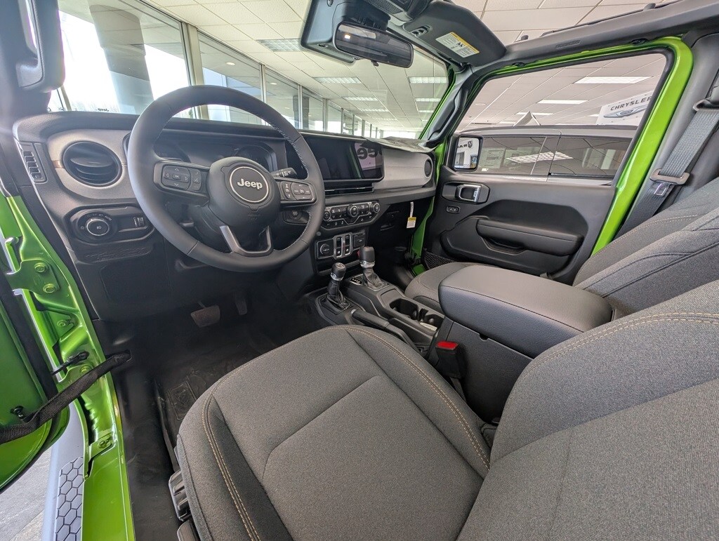 2025 Jeep Wrangler Sport S photo 2