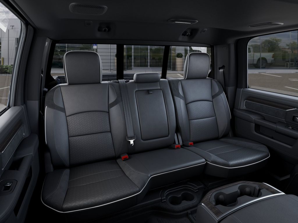 2026 RAM 2500 Laramie - Photo 17