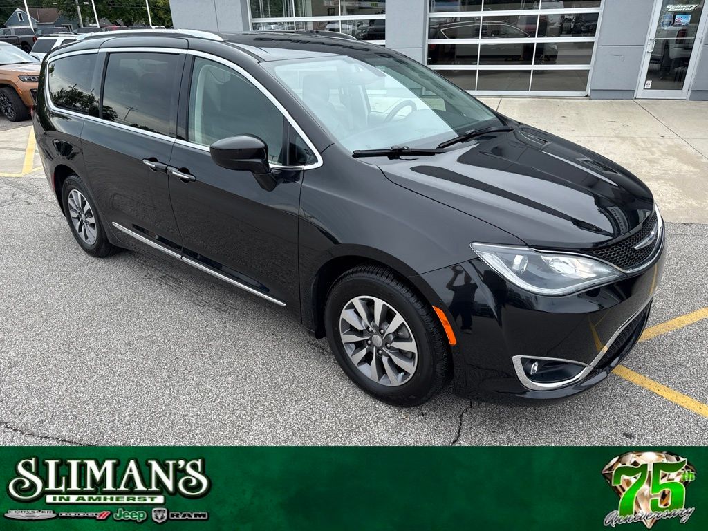 2020 Chrysler Pacifica Minivan/Van 