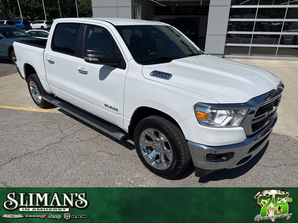 2019 RAM 1500 Big Horn/Lone Star 4x4 Crew Cab 5'7's photo