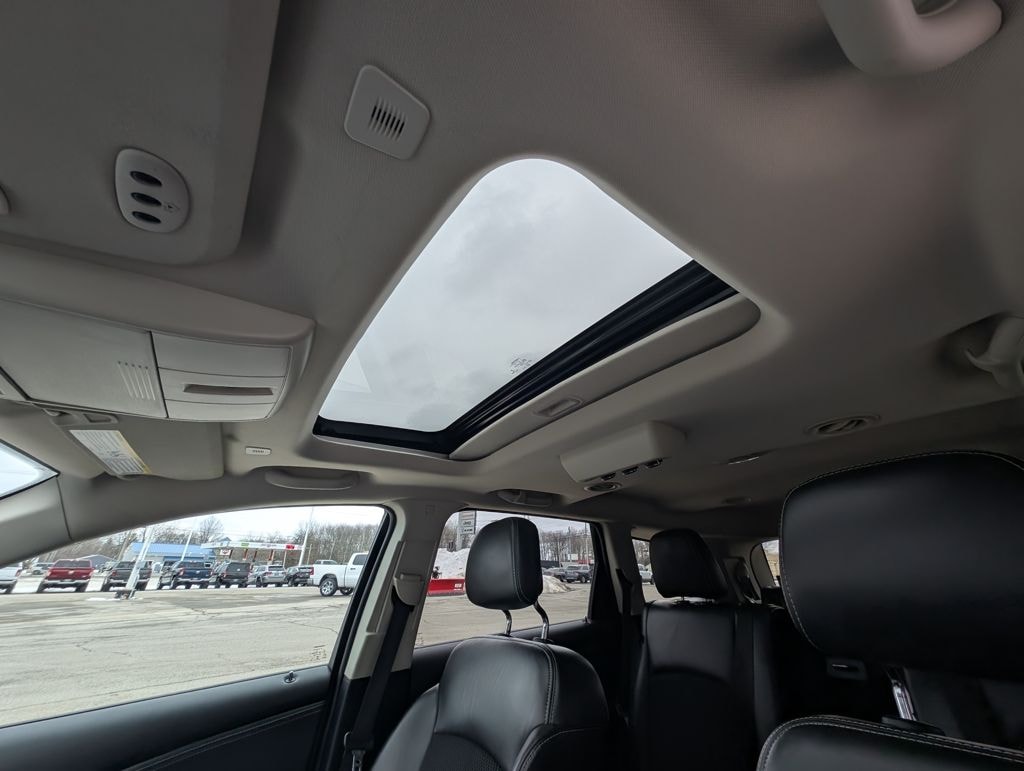 Used 2020 Dodge Journey Crossroad SUV