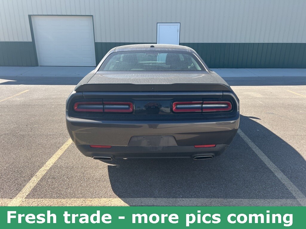2022 Dodge Challenger GT photo 3