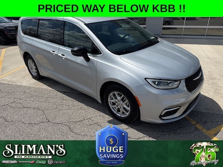 2024 Chrysler Pacifica Touring L Minivan/Van