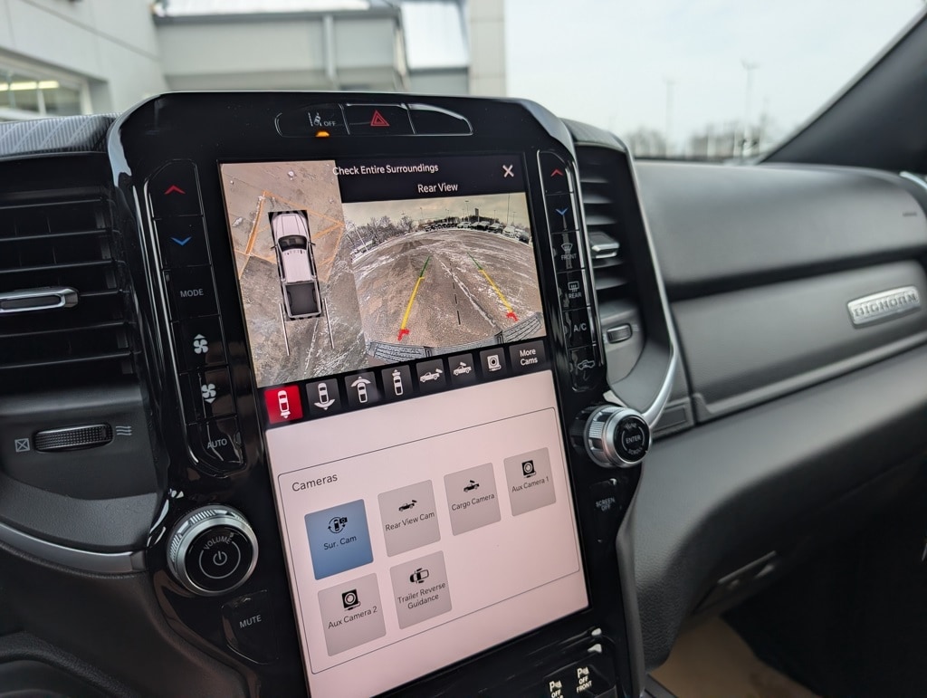 New 2026 Ram 2500 BIG HORN CREW CAB 4X4 6'4 BOX Pickup