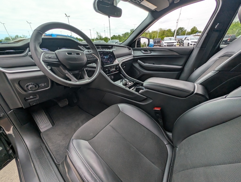 Used 2023 Jeep Grand Cherokee Altitude with VIN 1C4RJHAG6PC627891 for sale in Amherst, OH