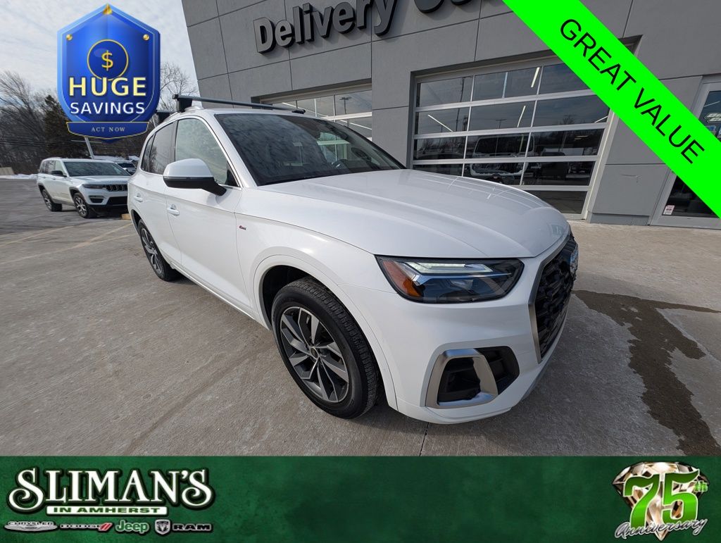 2023 Audi Q5 45 Premium Plus's photo