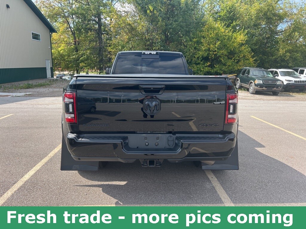 2021 Ram 3500 Laramie photo 3