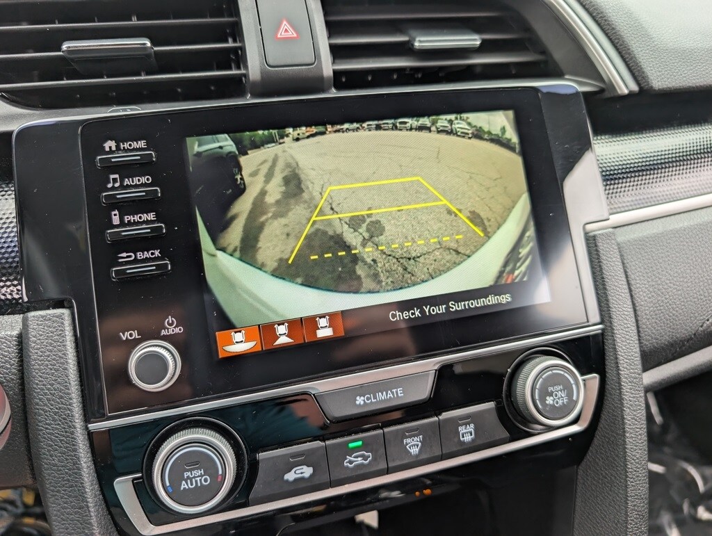 2019 Honda Civic Sport photo 3