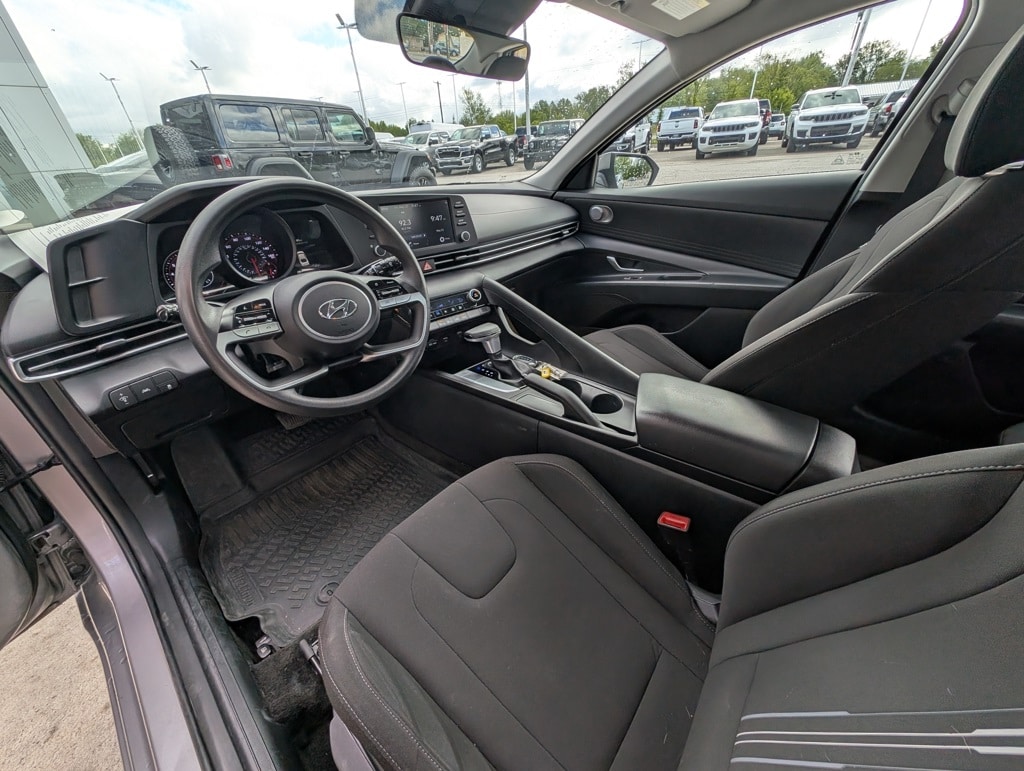 Used 2023 Hyundai Elantra SEL with VIN KMHLM4AG1PU372515 for sale in Amherst, OH