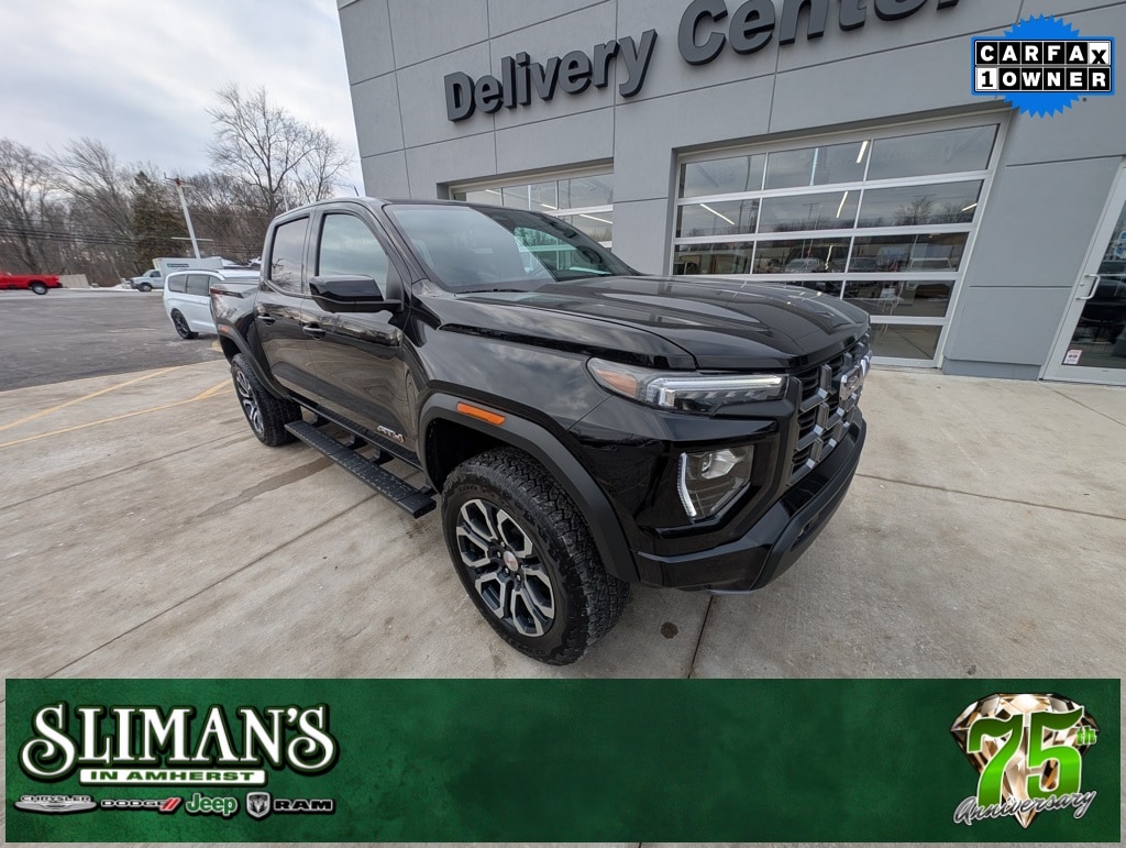 2023 GMC Canyon AT4's photo