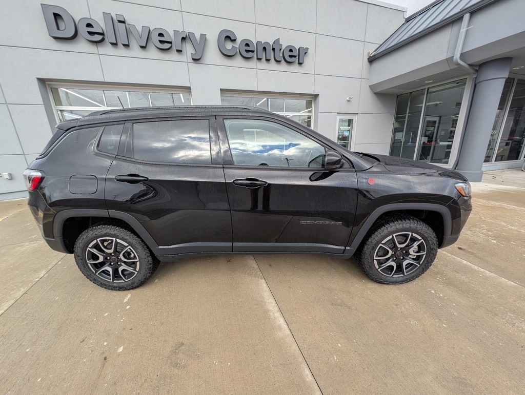 New 2026 Jeep Compass TRAILHAWK 4X4 Sport Utility