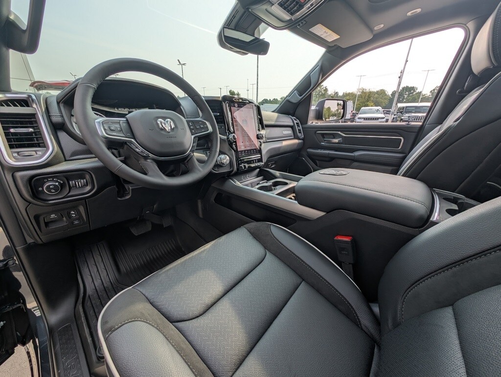 2026 Ram 1500 Laramie photo 2