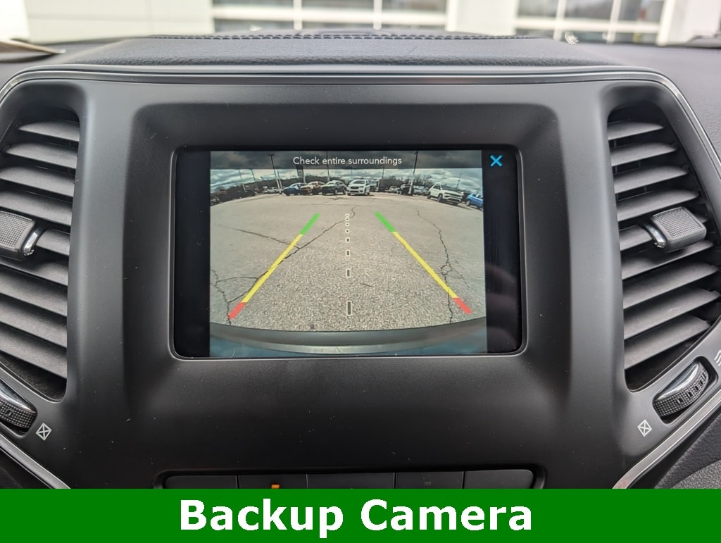 Used 2021 Jeep Cherokee Latitude Lux with VIN 1C4PJMMX5MD238970 for sale in Amherst, OH