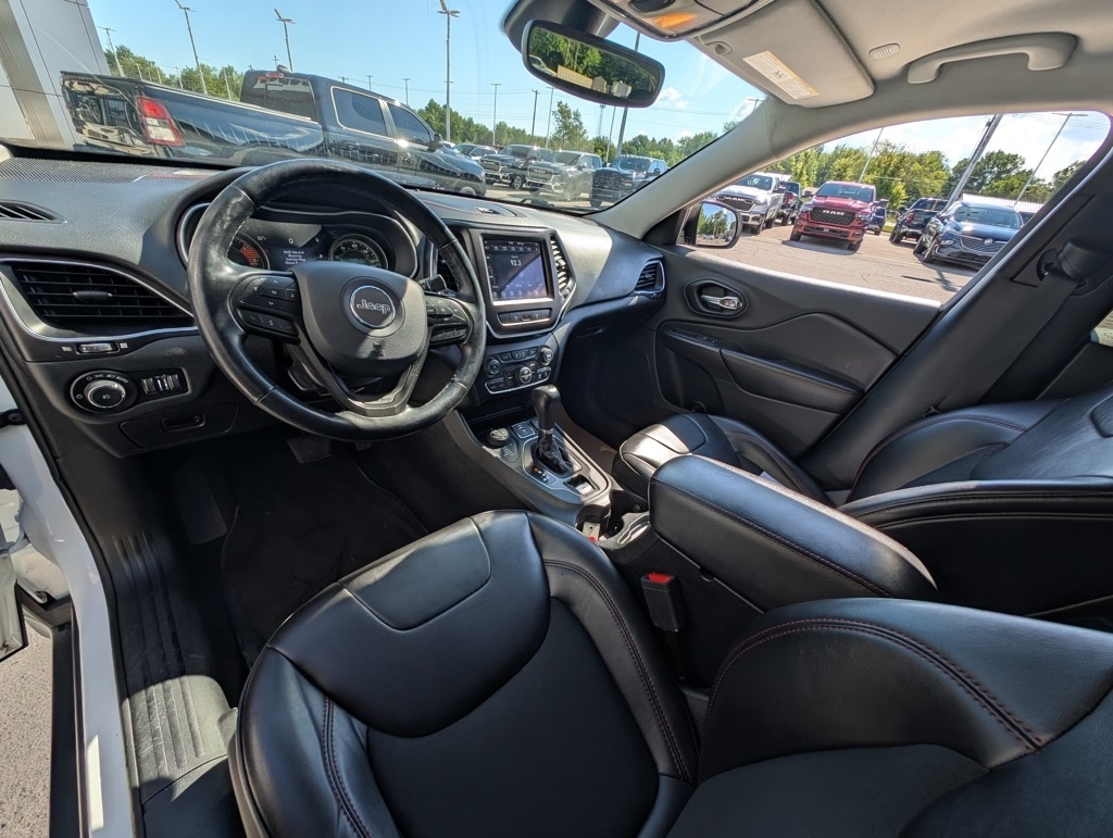 Used 2021 Jeep Cherokee Trailhawk with VIN 1C4PJMBX0MD184464 for sale in Amherst, OH