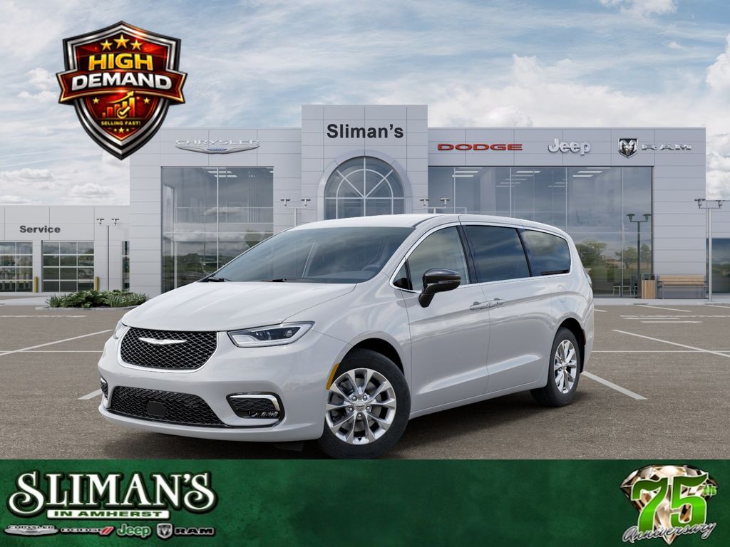 2026 Chrysler Pacifica Select AWD's photo