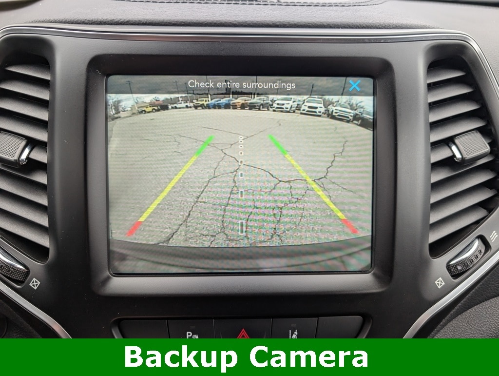 Used 2022 Jeep Cherokee Latitude Lux with VIN 1C4PJMMX0ND505210 for sale in Amherst, OH
