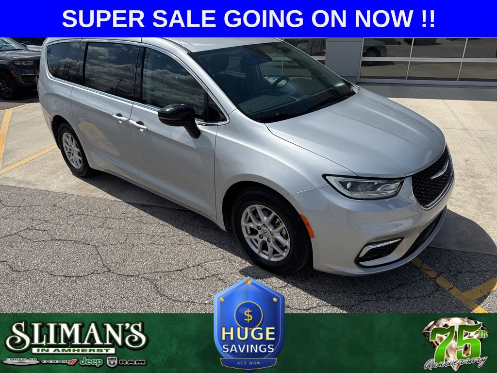 2024 Chrysler Pacifica Minivan/Van 