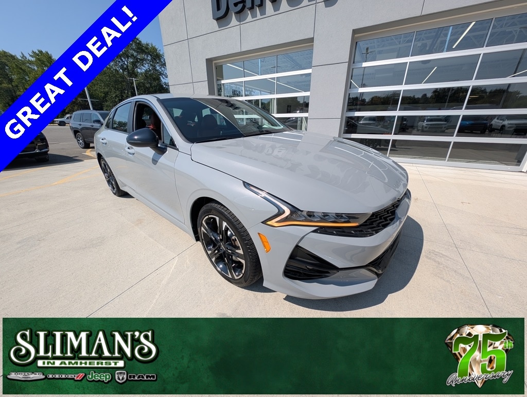 2023 Kia K5 GT-Line's photo