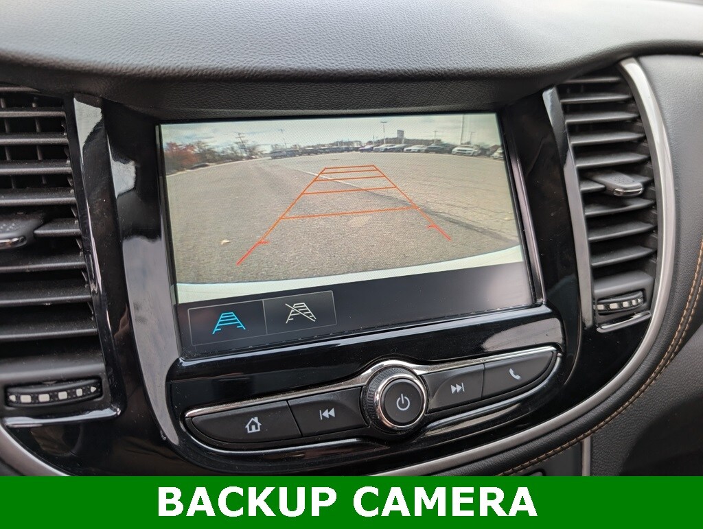 2017 Chevrolet Trax LT photo 3