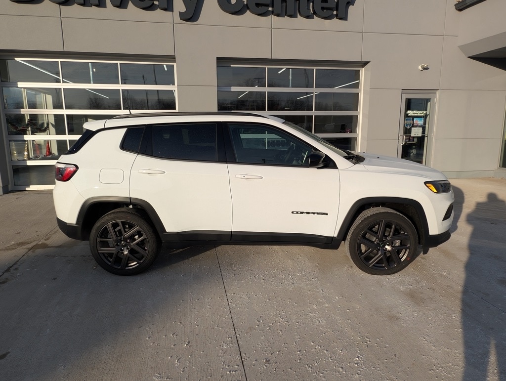 New 2026 Jeep Compass LATITUDE ALTITUDE 4X4 Sport Utility