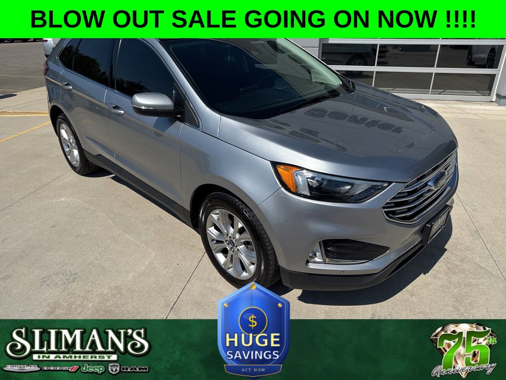 2022 Ford Edge Titanium SUV