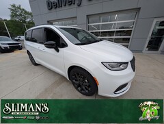 2025 Chrysler Pacifica LIMITED Passenger Van