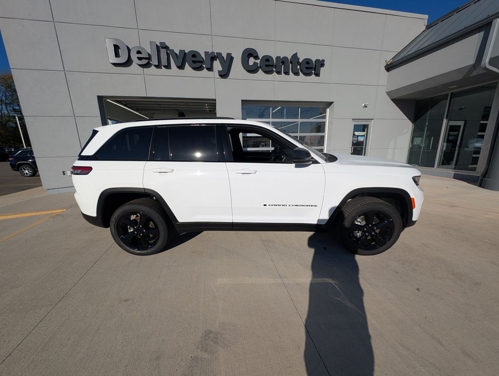 New 2025 Jeep Grand Cherokee LIMITED 4X4 Sport Utility