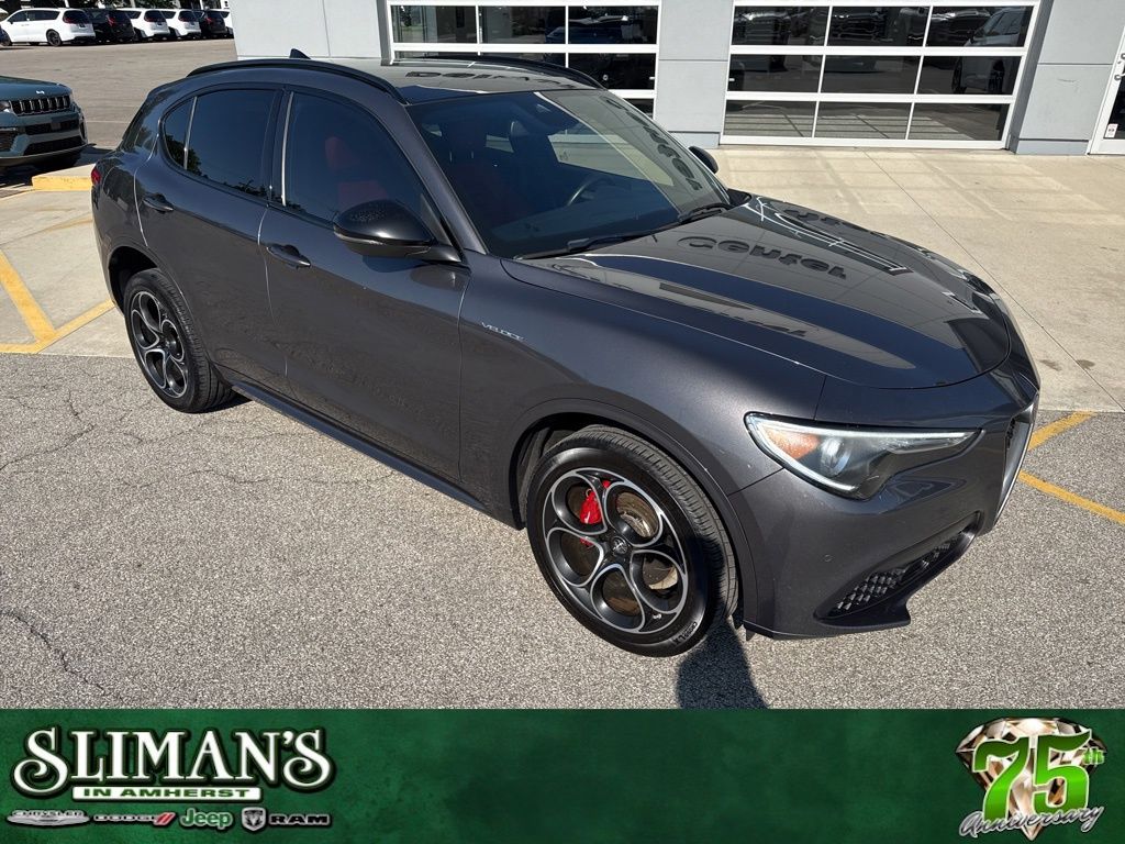 2022 Alfa Romeo Stelvio Ti Veloce AWD's photo