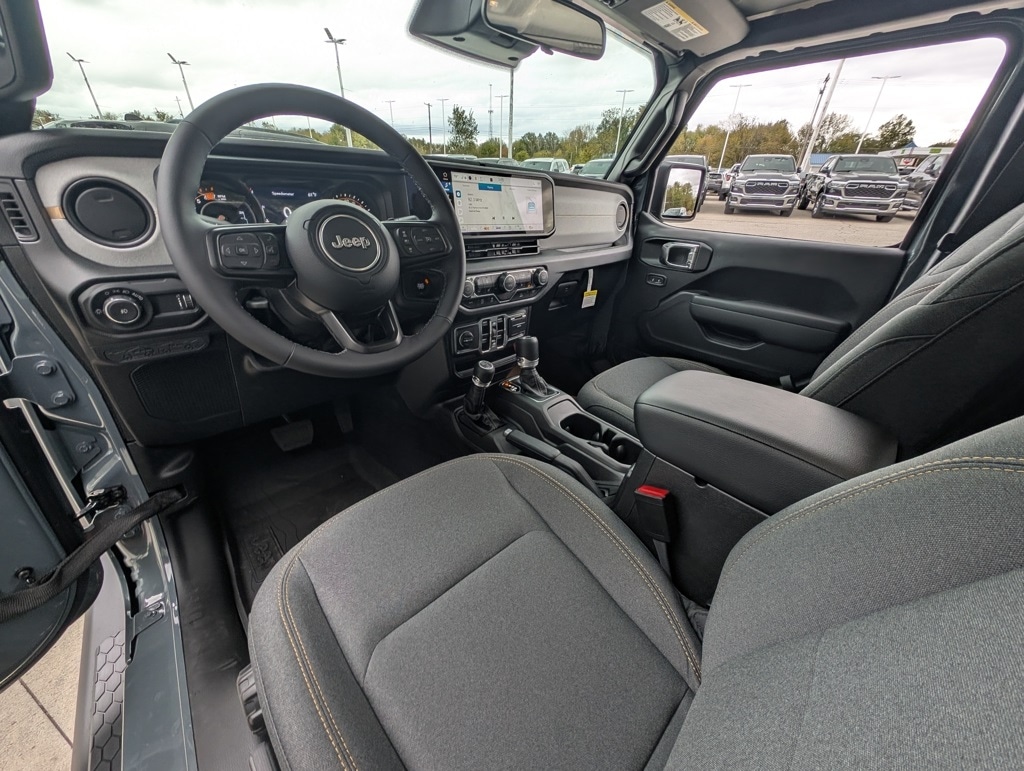 New 2026 Jeep Wrangler 4-DOOR SPORT S Sport Utility