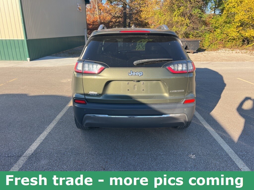 2019 Jeep Cherokee Limited photo 3
