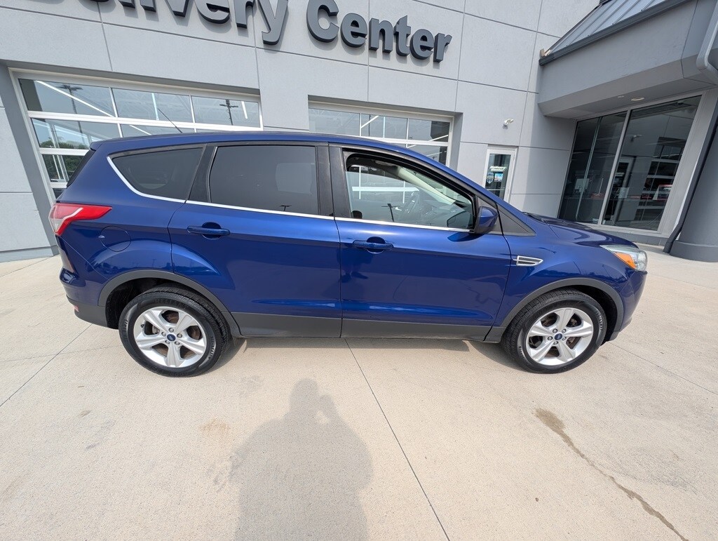 Used 2015 Ford Escape SE SUV