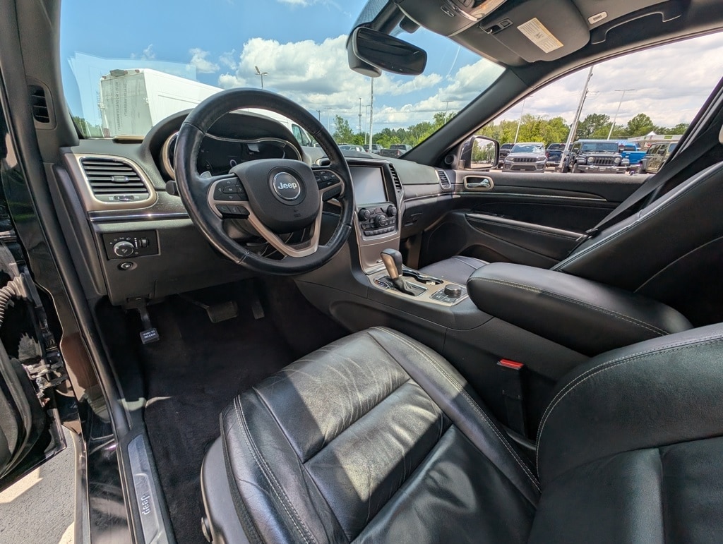Used 2017 Jeep Grand Cherokee Limited with VIN 1C4RJFBGXHC777376 for sale in Amherst, OH