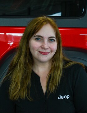 Staff member Makenzie Harrison from ID_4d3b6a