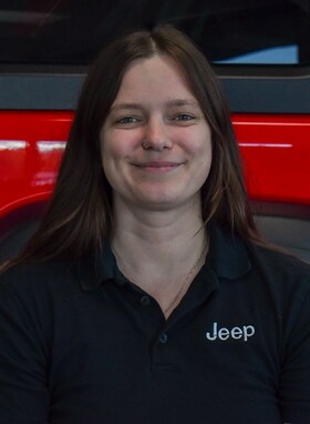 Staff member Jenna Walton from ID_4d3b6a