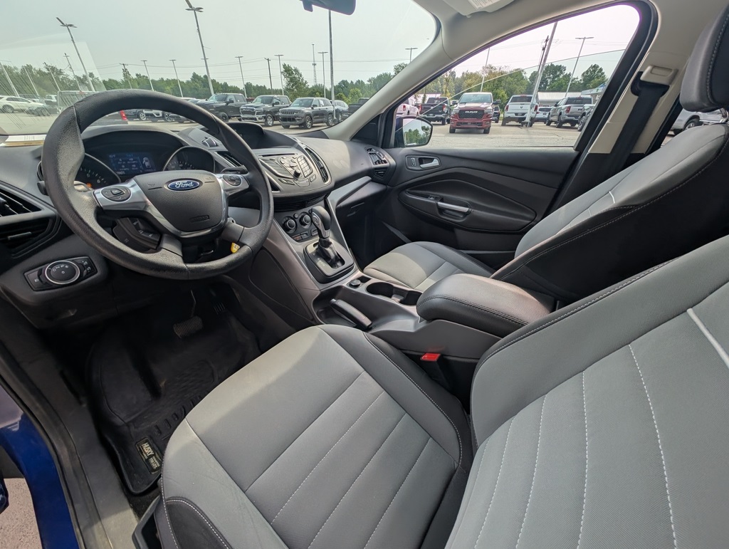 Used 2015 Ford Escape SE with VIN 1FMCU9G91FUB59231 for sale in Amherst, OH