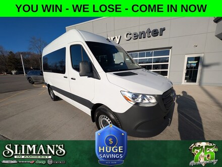 2024 Mercedes-Benz Sprinter 2500 Passenger 144 WB Minivan/Van